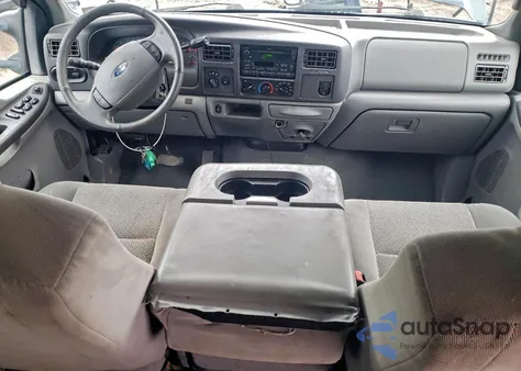 2003 Ford Excursion Xlt z USA, uszkodzony, nr VIN 1FMNU41S53ED67853